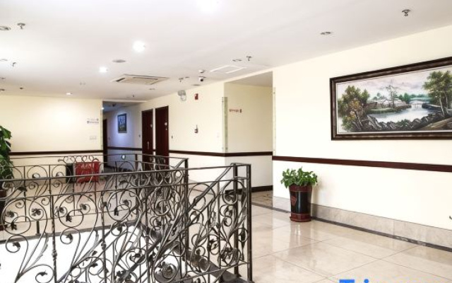 Victoria House Hotel