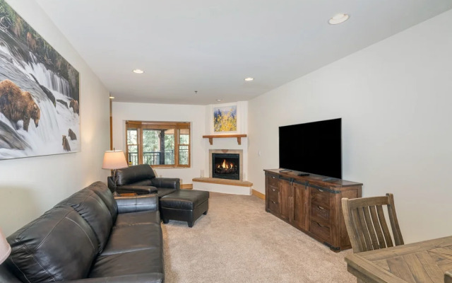 Bear Creek Lodge 106 2 Bedroom Condo by Alpine Lodging Telluride