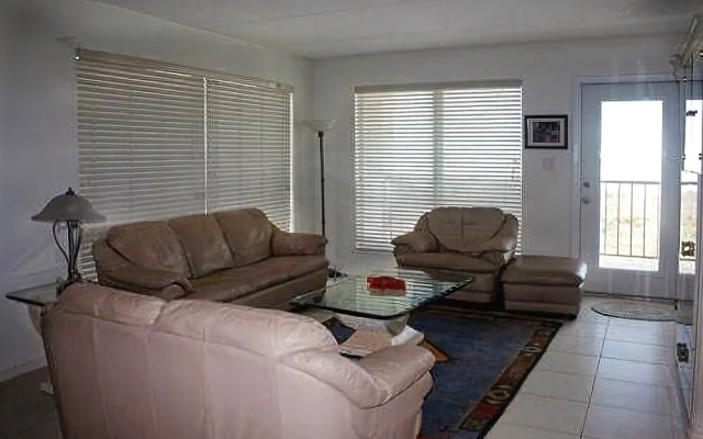 Seville 206 - 3 Br Condo