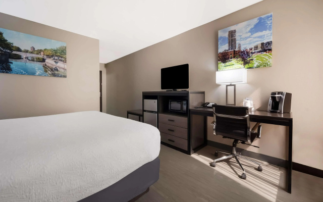 Best Western Executive Inn