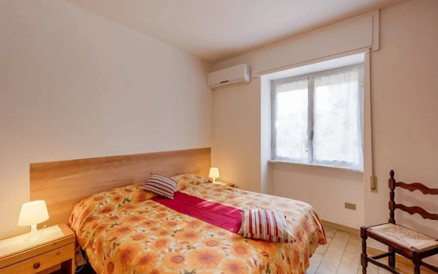 Loano Apartment With Pool for 6