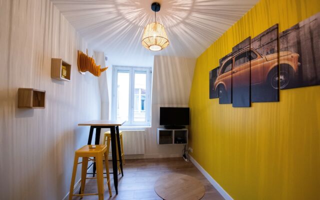 Studio Yellow 10 Min Vieux Lyon 2