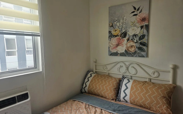 Cozy 3-bedroom Condo in Urban Deca Homes Ortigas Extension, Pasig
