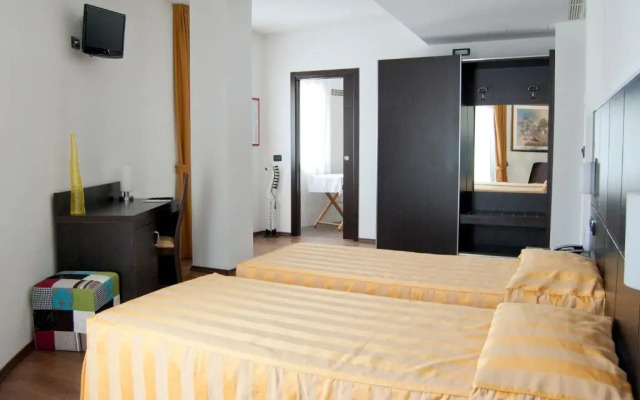 Hotel Leon Bianco