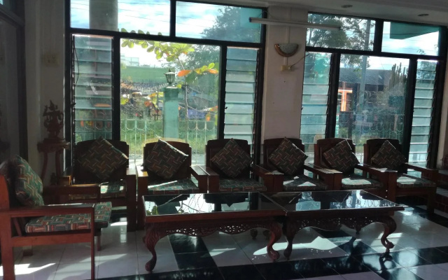 Gold Star hotel