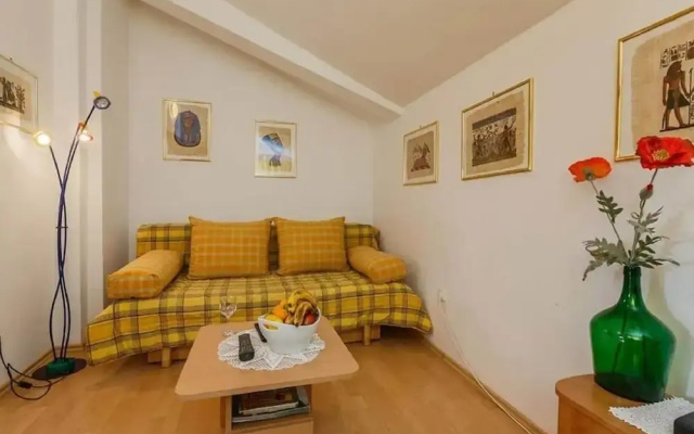 Apartments Roda - Standard One Bedroom Apartment With Terrace -