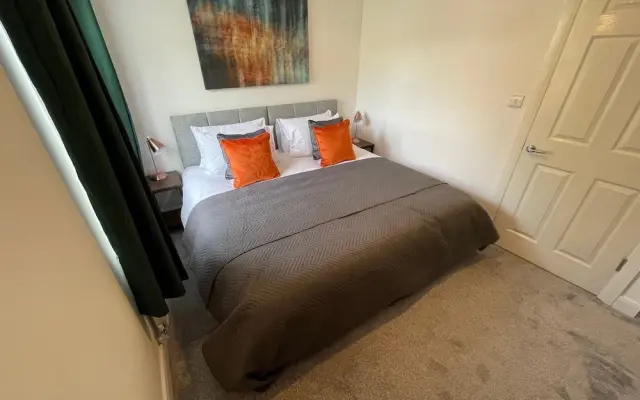 3 Bedroom New House with WiFi