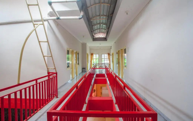 OYO 3060 Al Fatih Guest House Syariah