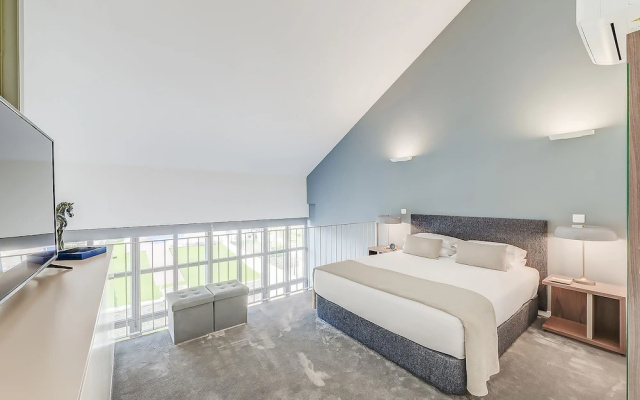 Отель UMA Santa Catarina - Pool & Fitness 