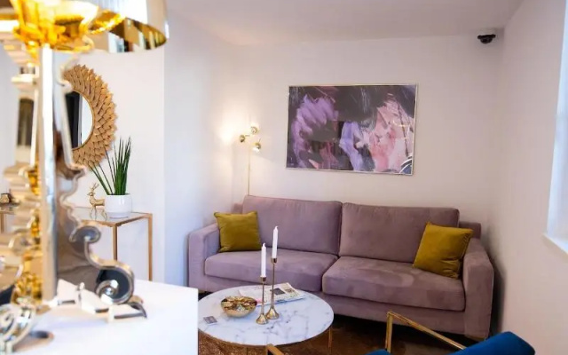 V Boutique Hotel