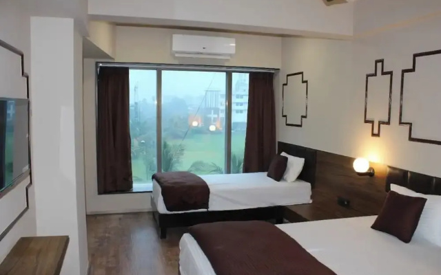 Hotel Crescent Rooms And Banquet