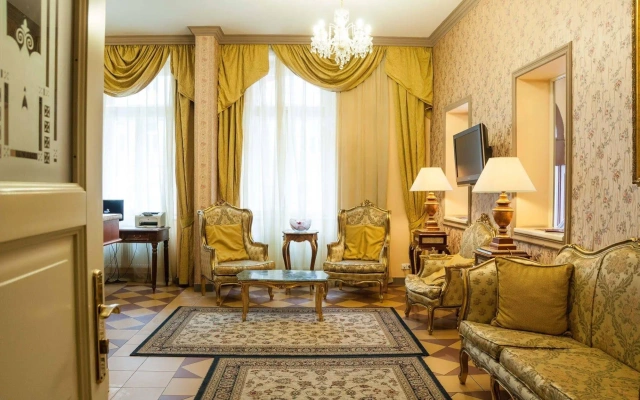 Hotel Raffaello Prague