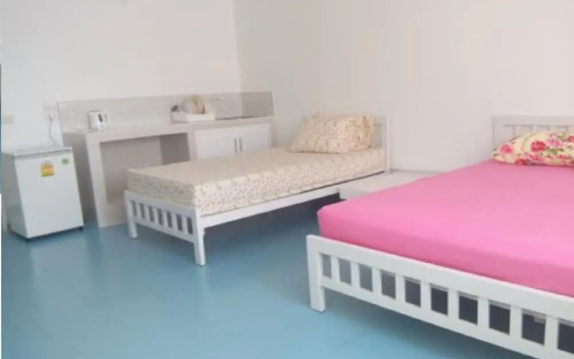 Room-thailand Taxi&apartment Hostel