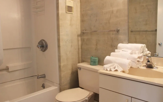 Beautiful Myrtle Beach Condo at Kingston