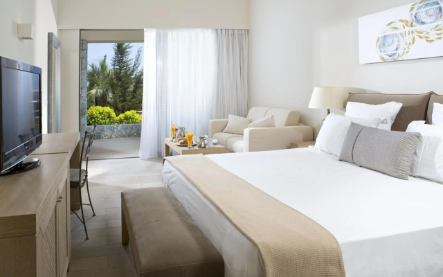 Курорт Aquagrand Artistic Luxury Beach Resort - Adults Only