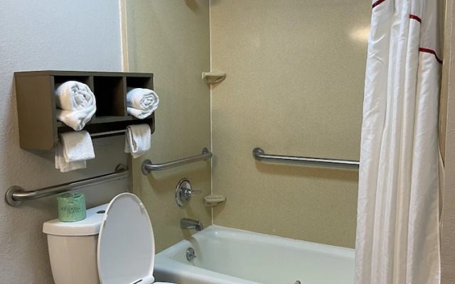 Sunrise Inn & Suites