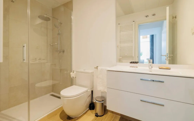 w Comfy 2BR w Great Terrace in Chueca