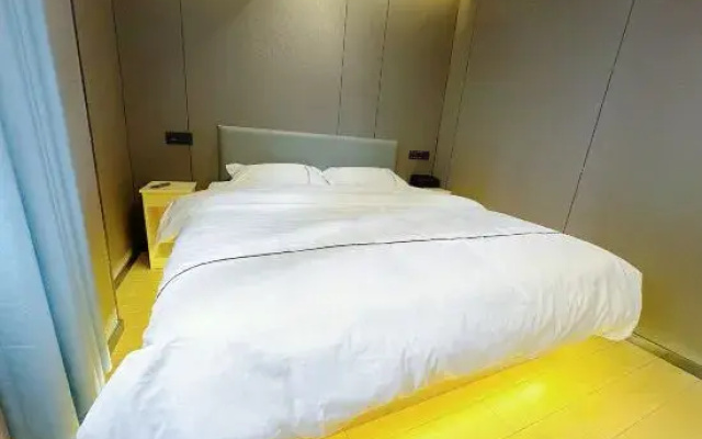 Shenzhen Chenwan Hotel (The Grand Theatre)