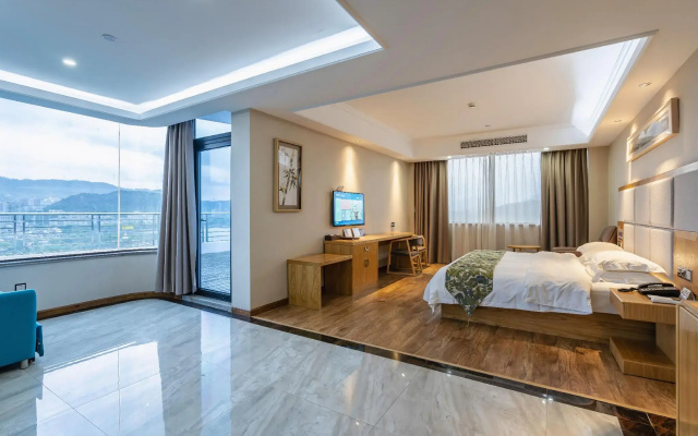 Yitu Lake View Hotel