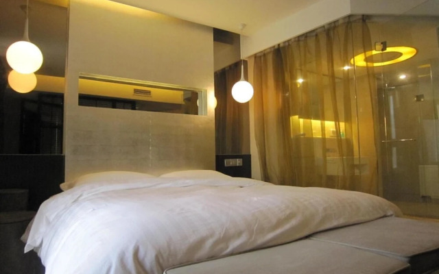 lanting hotel