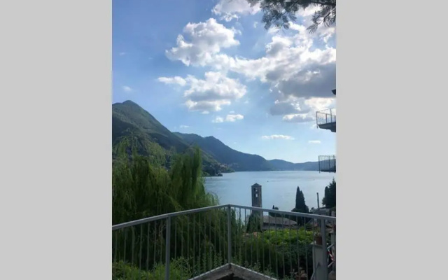iN-Style apartment Carate Urio