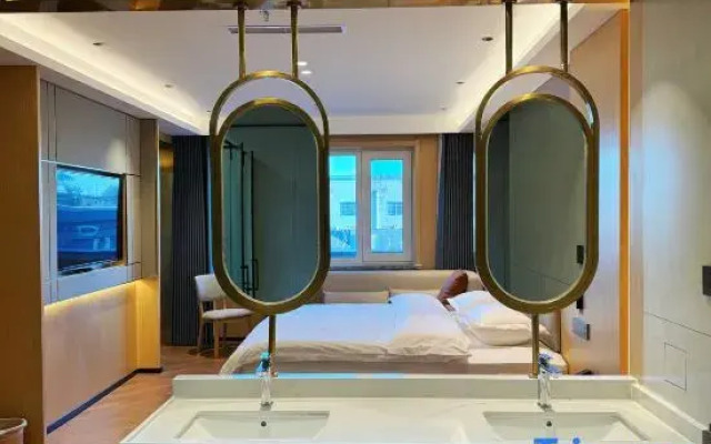 Yk Hotel