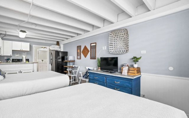 Fontainebleau Terrace by Panhandle Getaways