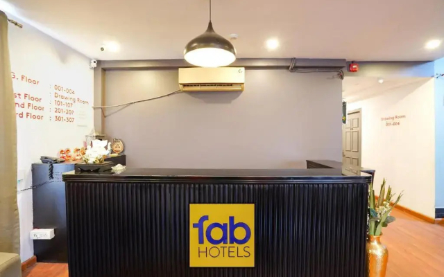 OYO Rooms Patrakarpuram Market