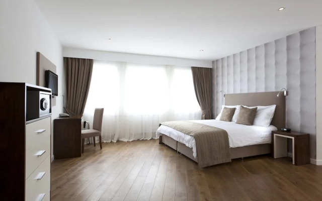 Hotel Alpha