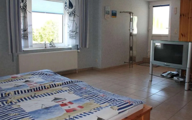 Apartment With Garden in Rerik