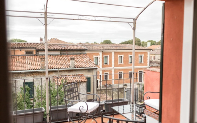 Ferrara Rooms