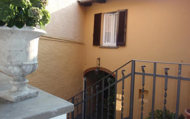 Dalla Nonna