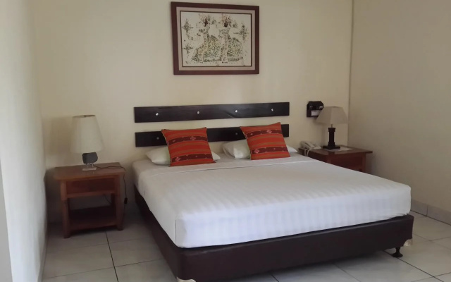 Arondari Hotel