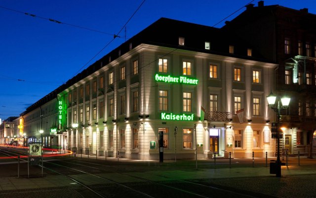 Отель Kaiserhof Германия, Карлсруэ - отзывы, цены и фото номеров - забронировать отель Kaiserhof онлайн вид на фасад