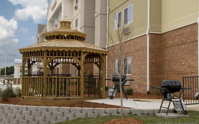 Candlewood Suites Springfield-Medical District