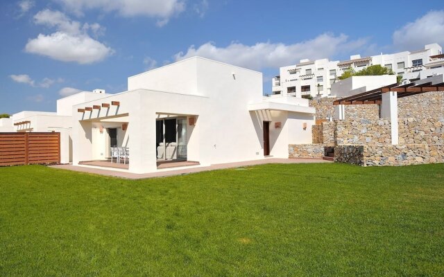 Отель Las Colinas Golf & Country Club Испания, Ориуэла - отзывы, цены и фото номеров - забронировать отель Las Colinas Golf & Country Club онлайн вид на фасад