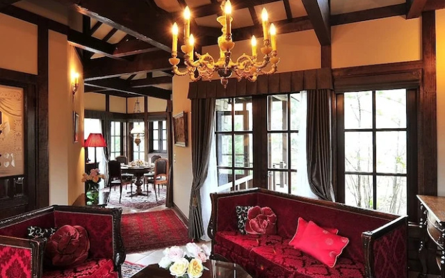 Ruze Villa