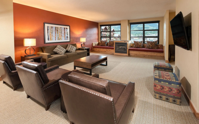 Grand Summit Hotel - Canyons Village, a RockResort