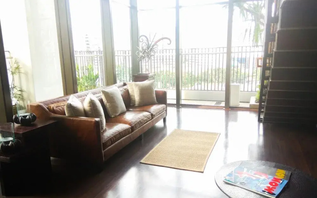 Luxurious 3br Senopati Suites Apartment Near Scbd