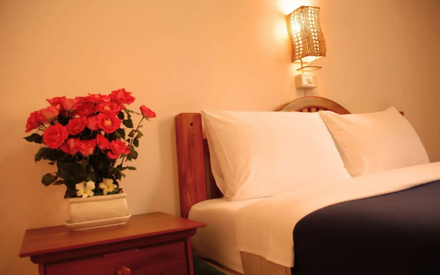 Thaphae Garden Guesthouse