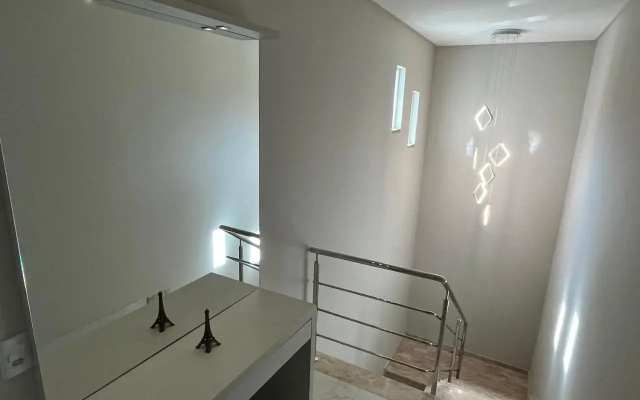 Casa Alto Padrão p/ 8 Pessoas na Praia de Mariscal