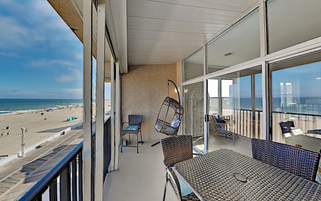 2009atla 3 Bedroom Condo
