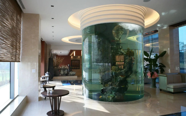 PineRidge Resort
