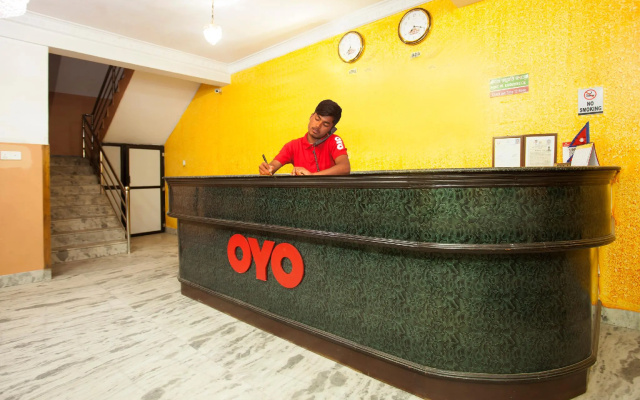 OYO 381 Hotel Pashupati Plaza