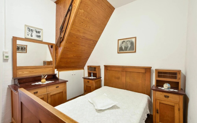 Awesome Home in Kucice with Hot Tub, WiFi & 5 Bedrooms