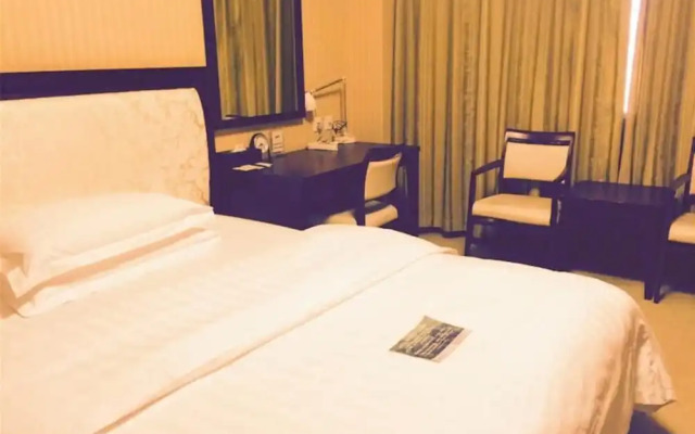 Dalian Royal Hotel