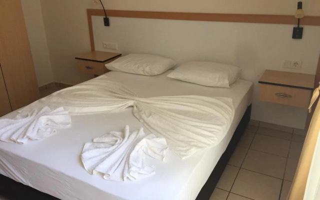 Kardesler Otel