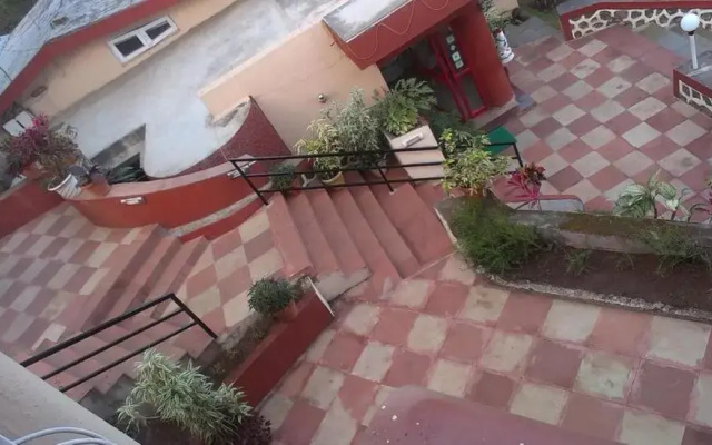 Hotel Anando Saputara