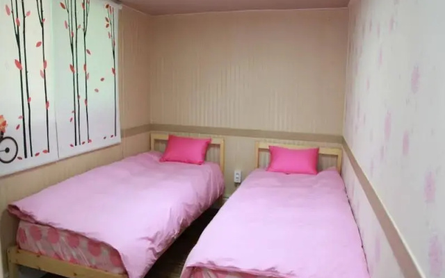 In Guesthouse 2