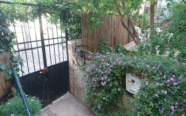 Allenby 2 Bed and Breakfast Израиль, Иерусалим - отзывы, цены и фото номеров - забронировать отель Allenby 2 Bed and Breakfast онлайн вид на фасад